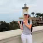 Una viajera en el faro del cabo Espartel, donde el Atlántico se encuentra con el estrecho de Gibraltar